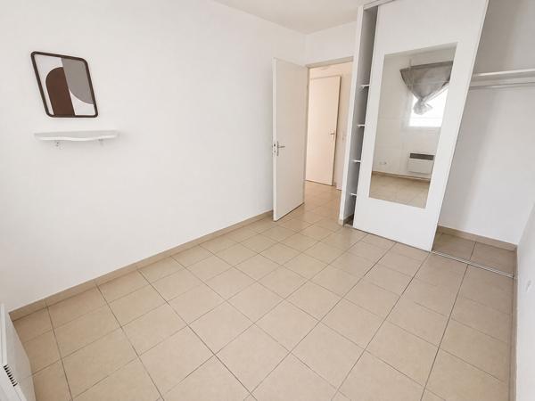 Vente
                Appartement42 m² - 2 Pièces -
                    TOULOUSE (31200)
