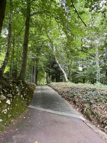 DANS UN CADRE PRIVILEGIE EN PLEINE NATURE A 15 MN DE ROUEN