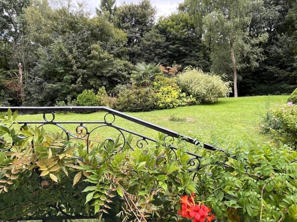 DANS UN CADRE PRIVILEGIE EN PLEINE NATURE A 15 MN DE ROUEN