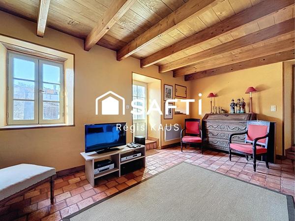 maison en pierre 4 chambres 177 m², terrain 1436 m²