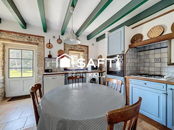 maison en pierre 4 chambres 177 m², terrain 1436 m²