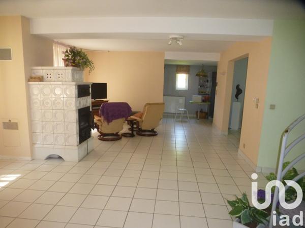 Maison à vendre 4 pièces 165 m² Gennes-Val-de-Loire