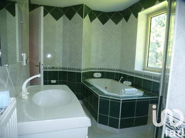 Maison à vendre 4 pièces 165 m² Gennes-Val-de-Loire