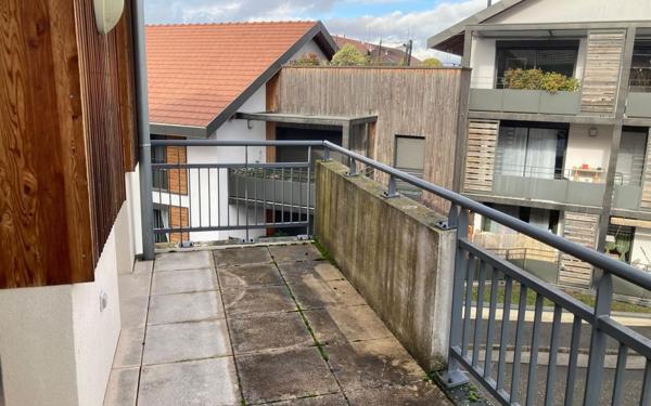 Appartement à louer    2 pièces •  Chens-sur-Léman