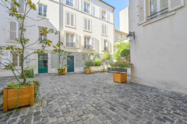 Parking / box Paris 12 m2