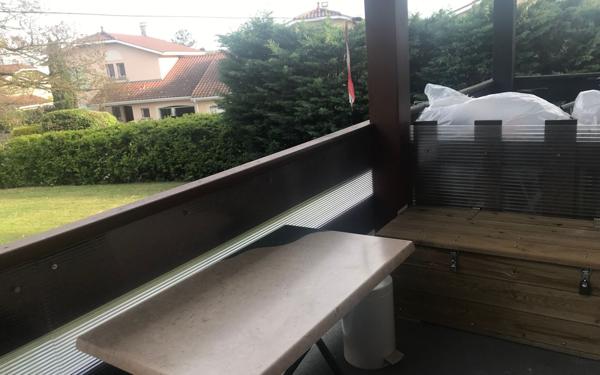 Appartement à louer    1 pièce • 14,50 m2 Saint-Genis-Laval