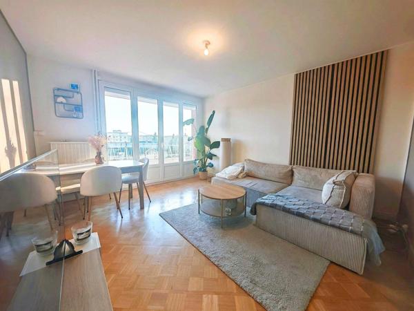 Appartement T3 pleins de charme et moderne avec grand Balcon !
