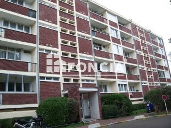 Location Appartement 4 pièces 69.9 m² - 31 RUE DU LAC Verneuil Sur Seine 78480