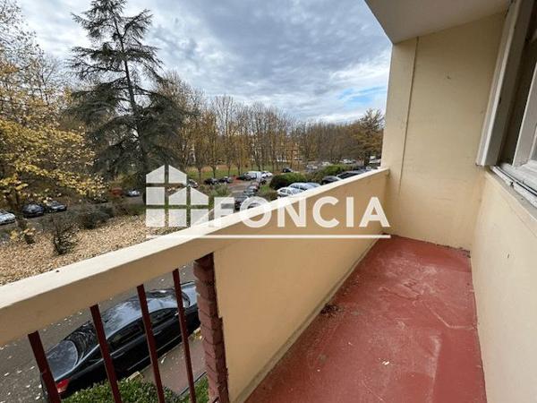 Location Appartement 4 pièces 69.9 m² - 31 RUE DU LAC Verneuil Sur Seine 78480