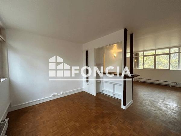 Location Appartement 4 pièces 69.9 m² - 31 RUE DU LAC Verneuil Sur Seine 78480