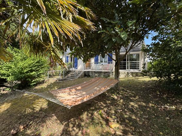 Auray (56400) MAISON DE CHARME - SUR SOUS SOL COMPLET -TERRAIN 1140 m²