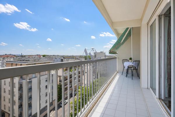 Lyon 7e Appartement T5 89 m² avec terrasse et vue panoramique