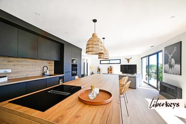 NIMES- COUP DE COEUR- VILLA 2025 ! 