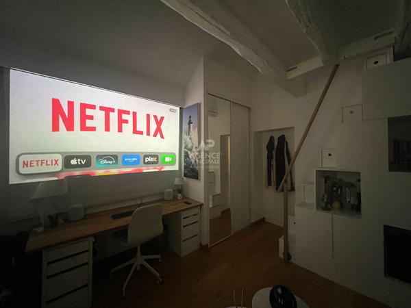 "Versailles Saint-Louis" Bel appartement meublé de 3 pièces 41 m2 avec cave ! Loyer 1 450 €/mois charges comprises **  - Référence  27606