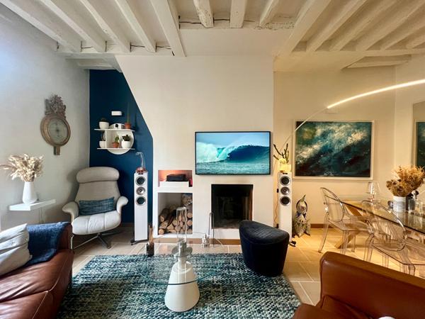 "Versailles Saint-Louis" Bel appartement meublé de 3 pièces 41 m2 avec cave ! Loyer 1 450 €/mois charges comprises **  - Référence  27606