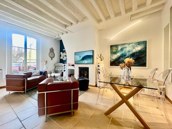 "Versailles Saint-Louis" Bel appartement meublé de 3 pièces 41 m2 avec cave ! Loyer 1 450 €/mois charges comprises **  - Référence  27606