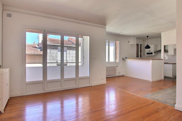 MONTFERRAND - Appartement T4 - 79 m² - Balcon + garage