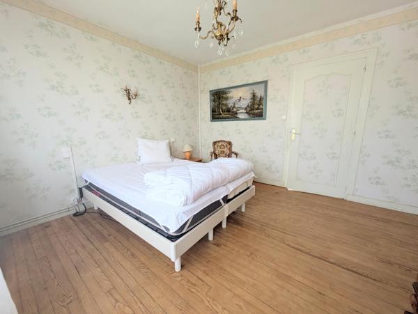 44740 BATZ SUR MER - MAISON T5 sur 440m²