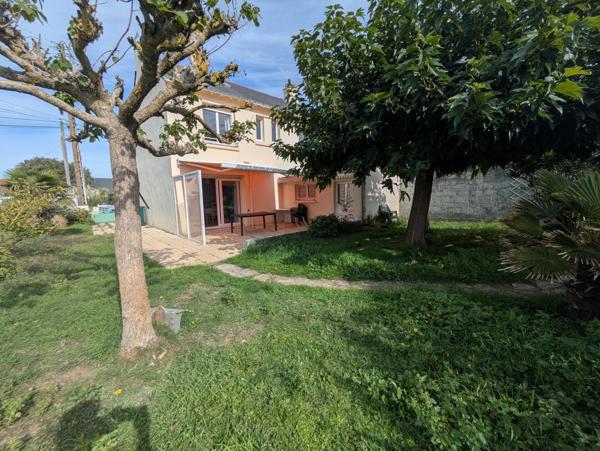 44740 BATZ SUR MER - MAISON T5 sur 440m²