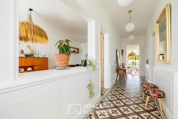 Alliance subtile entre cachet ancien et esprit bord de mer