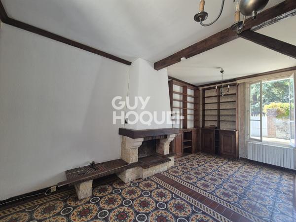 BELLE MAISON FAMILIALE AVEC VASTE TERRAIN
