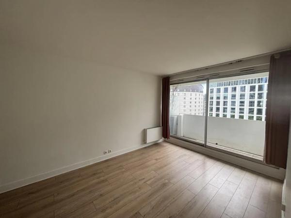 Appartement à louer à Courbevoie (92400)