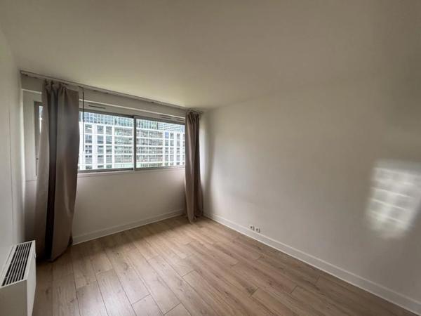 Appartement à louer à Courbevoie (92400)