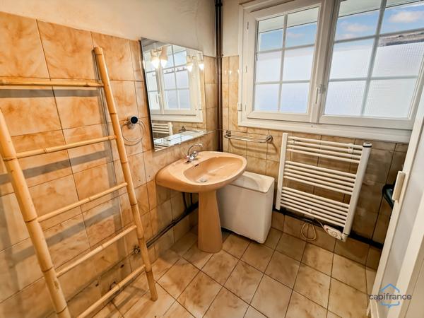 Dpt Gers (32), à vendre BARCELONNE DU GERS Maison landaise T4 de 110 m² habitables + garage et abri voitures sur 400 m² de terrain, au calme