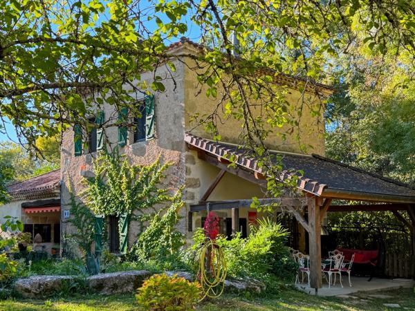 Maison à vendre 5 pièces VIC FEZENSAC (32) - Moulin rénové avec piscine – 120 m² habitables - 6632 m2 - Possibilité chambre d'hôtes