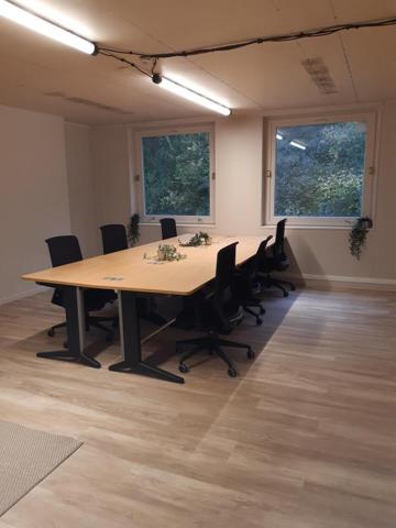 Location Bureau 242 77185 Lognes 834969
