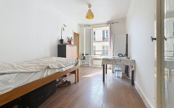 Appartement à vendre    2 pièces • 33 m2 Paris 10