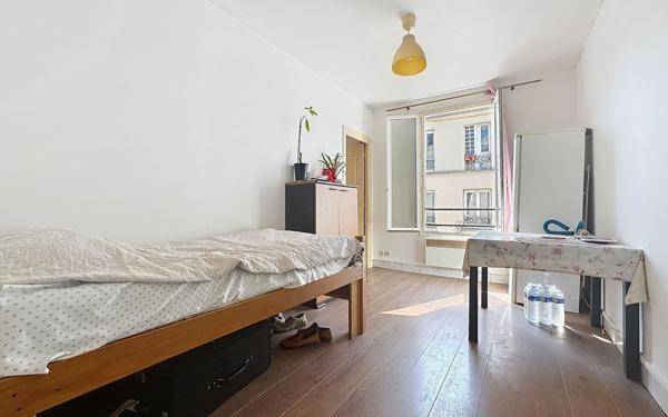 Appartement à vendre    2 pièces • 33 m2 Paris 10
