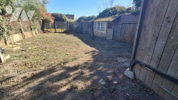 Maison à Vendre à Occagnes (61200) disposant d'une surface habitable d'environ 147,33 m² . Elle...