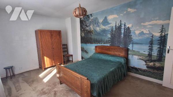 Maison à Vendre à Occagnes (61200) disposant d'une surface habitable d'environ 147,33 m² . Elle...