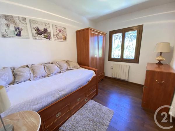 Maison à vendre  6 pièces - 116 m 2   STE MAXIME  - 83