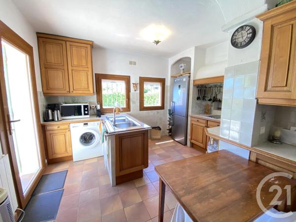 Maison à vendre  6 pièces - 116 m 2   STE MAXIME  - 83