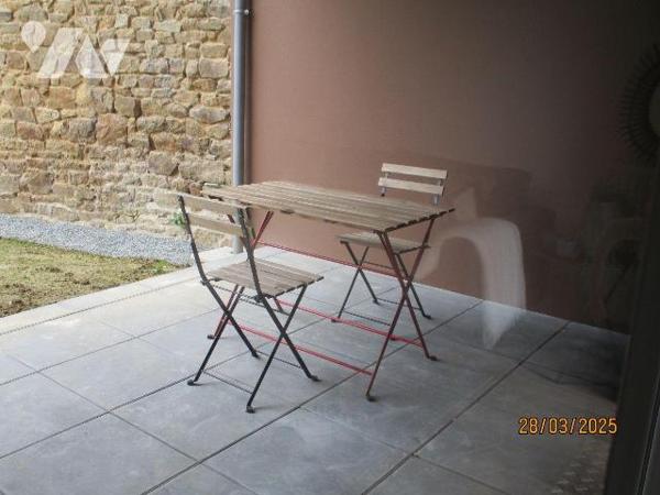 Dans immeuble neuf, au rez-de-chaussée :  APPARTEMENT comprenant entrée-couloir, buanderie-chau...