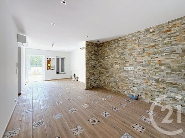 Maison à vendre  4 pièces - 65,25 m 2   CHATEAURENARD  - 13