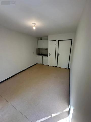 Location - Appartement Amiens 80000 1 pièce 17 m 2