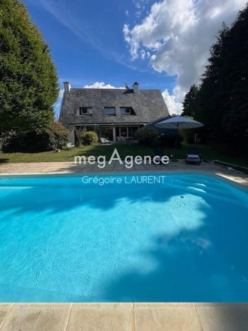 Maison à LANDAUL, 56690 - 8 pièces 161m²