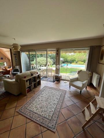 Maison à LANDAUL, 56690 - 8 pièces 161m²