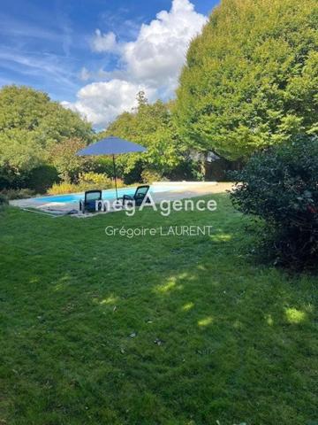 Maison à LANDAUL, 56690 - 8 pièces 161m²