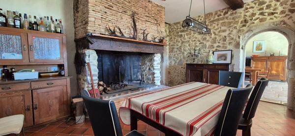 Magnifique ferme Chalossaise de 364m2 entièrement restaurée