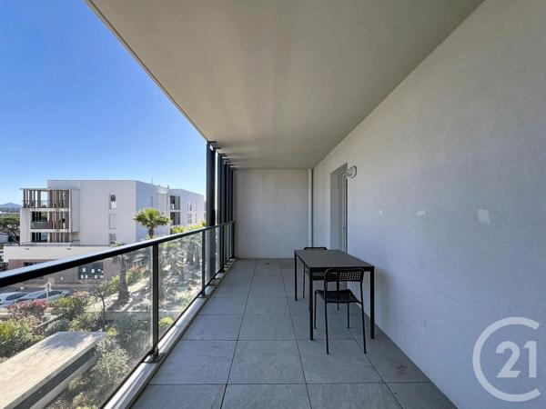 Appartement F2 à vendre  2 pièces - 41,05 m 2   FREJUS  - 83