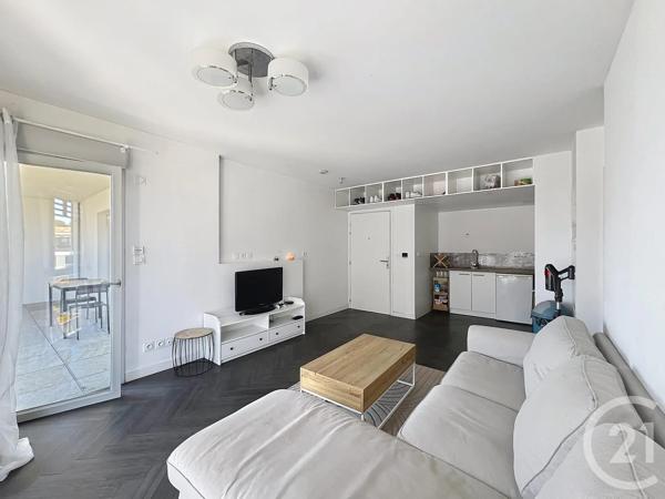 Appartement F2 à vendre  2 pièces - 41,05 m 2   FREJUS  - 83