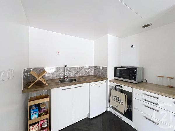 Appartement F2 à vendre  2 pièces - 41,05 m 2   FREJUS  - 83
