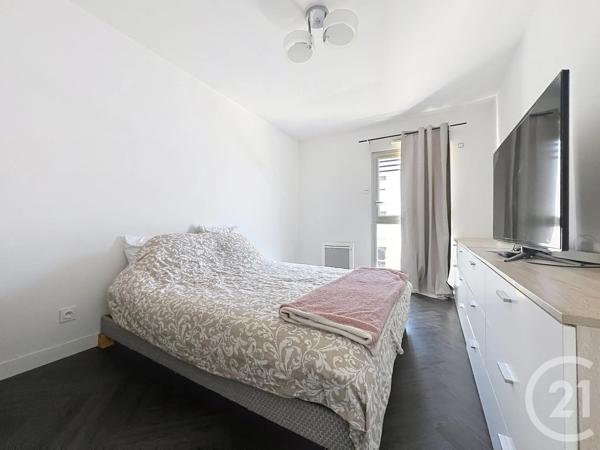 Appartement F2 à vendre  2 pièces - 41,05 m 2   FREJUS  - 83