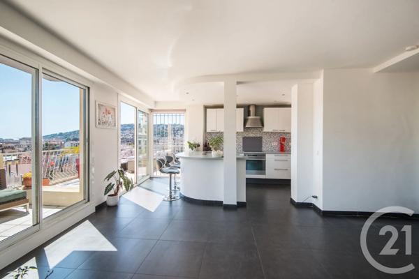 Appartement F4 à vendre  4 pièces - 111,42 m 2   NICE  - 06