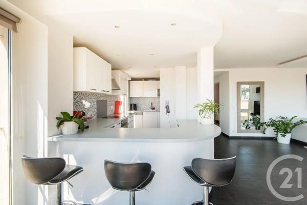 Appartement F4 à vendre  4 pièces - 111,42 m 2   NICE  - 06