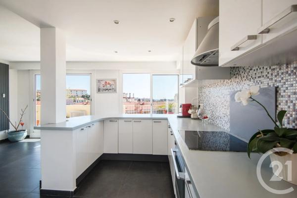Appartement F4 à vendre  4 pièces - 111,42 m 2   NICE  - 06